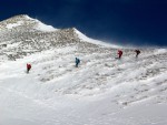 Nzk Taury na skialpech, Alpsk poas tentokrt ukzalo vechny sv tve, od mraziv ledovho slunce, pes alpskou horskou boui s vichic, a po usmvav slunen den. Take jako obvykle dky Alponoi :-) - fotografie 75