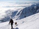 Nzk Taury na skialpech, Alpsk poas tentokrt ukzalo vechny sv tve, od mraziv ledovho slunce, pes alpskou horskou boui s vichic, a po usmvav slunen den. Take jako obvykle dky Alponoi :-) - fotografie 126