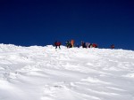 Nzk Taury na skialpech, Alpsk poas tentokrt ukzalo vechny sv tve, od mraziv ledovho slunce, pes alpskou horskou boui s vichic, a po usmvav slunen den. Take jako obvykle dky Alponoi :-) - fotografie 134