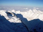 Nízké Taury na skialpech, Alpské počasí tentokrát ukázalo všechny své tváře, od mrazivě ledového slunce, přes alpskou horskou bouři s vichřicí, až po usměvavý sluneční den. Takže jako obvykle díky Alponoši :-) - fotografie 148