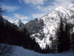 Nízké Taury na skialpech, Alpské počasí tentokrát ukázalo všechny své tváře, od mrazivě ledového slunce, přes alpskou horskou bouři s vichřicí, až po usměvavý sluneční den. Takže jako obvykle díky Alponoši :-) - fotografie 232
