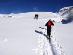 Nzk Taury na skialpech, Alpsk poas tentokrt ukzalo vechny sv tve, od mraziv ledovho slunce, pes alpskou horskou boui s vichic, a po usmvav slunen den. Take jako obvykle dky Alponoi :-) - fotografie 259