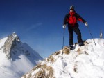 Nzk Taury na skialpech, Alpsk poas tentokrt ukzalo vechny sv tve, od mraziv ledovho slunce, pes alpskou horskou boui s vichic, a po usmvav slunen den. Take jako obvykle dky Alponoi :-) - fotografie 298