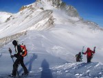 Nzk Taury na skialpech, Alpsk poas tentokrt ukzalo vechny sv tve, od mraziv ledovho slunce, pes alpskou horskou boui s vichic, a po usmvav slunen den. Take jako obvykle dky Alponoi :-) - fotografie 313