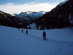 Nzk Taury na skialpech, Alpsk poas tentokrt ukzalo vechny sv tve, od mraziv ledovho slunce, pes alpskou horskou boui s vichic, a po usmvav slunen den. Take jako obvykle dky Alponoi :-) - fotografie 328