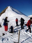 VRCHOLY TUXSKCH ALP na skialpech, Totln nedostatek snhu v Tuxskch Alpch a v okol Weidener Htte a navc erstv nadlka snhu v Lungau ns zavedli do samotnho srdce Nzkch Taur. A poas se opt vydailo... - fotografie 41