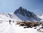 SKIALP ARENA NZK TAURY, Tentokrt jsme se vrtili do Nzkych Taur, kde na ns ekalo fantastick poas a dostatek snhu. Odmnou byly pekrsn vhledy z vrchol a nezapomenuteln sjezdy. A parta byla skvl... Dky Alpono - fotografie 21