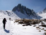 SKIALP ARENA NZK TAURY, Tentokrt jsme se vrtili do Nzkych Taur, kde na ns ekalo fantastick poas a dostatek snhu. Odmnou byly pekrsn vhledy z vrchol a nezapomenuteln sjezdy. A parta byla skvl... Dky Alpono - fotografie 22