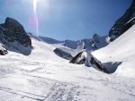 SKIALP ARENA NZK TAURY, Tentokrt jsme se vrtili do Nzkych Taur, kde na ns ekalo fantastick poas a dostatek snhu. Odmnou byly pekrsn vhledy z vrchol a nezapomenuteln sjezdy. A parta byla skvl... Dky Alpono - fotografie 32