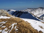 SKIALP ARENA NZK TAURY, Tentokrt jsme se vrtili do Nzkych Taur, kde na ns ekalo fantastick poas a dostatek snhu. Odmnou byly pekrsn vhledy z vrchol a nezapomenuteln sjezdy. A parta byla skvl... Dky Alpono - fotografie 45