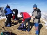 SKIALP ARENA NZK TAURY, Tentokrt jsme se vrtili do Nzkych Taur, kde na ns ekalo fantastick poas a dostatek snhu. Odmnou byly pekrsn vhledy z vrchol a nezapomenuteln sjezdy. A parta byla skvl... Dky Alpono - fotografie 47