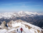 SKIALP ARENA NZK TAURY, Tentokrt jsme se vrtili do Nzkych Taur, kde na ns ekalo fantastick poas a dostatek snhu. Odmnou byly pekrsn vhledy z vrchol a nezapomenuteln sjezdy. A parta byla skvl... Dky Alpono - fotografie 53