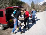 SKIALP ARENA NZK TAURY, Tentokrt jsme se vrtili do Nzkych Taur, kde na ns ekalo fantastick poas a dostatek snhu. Odmnou byly pekrsn vhledy z vrchol a nezapomenuteln sjezdy. A parta byla skvl... Dky Alpono - fotografie 73