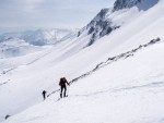 SKIALP ARENA NZK TAURY, Tentokrt jsme se vrtili do Nzkych Taur, kde na ns ekalo fantastick poas a dostatek snhu. Odmnou byly pekrsn vhledy z vrchol a nezapomenuteln sjezdy. A parta byla skvl... Dky Alpono - fotografie 86