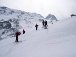 SKIALP ARENA NZK TAURY, Tentokrt jsme se vrtili do Nzkych Taur, kde na ns ekalo fantastick poas a dostatek snhu. Odmnou byly pekrsn vhledy z vrchol a nezapomenuteln sjezdy. A parta byla skvl... Dky Alpono - fotografie 110