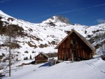 SKIALP ARENA NZK TAURY, Tentokrt jsme se vrtili do Nzkych Taur, kde na ns ekalo fantastick poas a dostatek snhu. Odmnou byly pekrsn vhledy z vrchol a nezapomenuteln sjezdy. A parta byla skvl... Dky Alpono - fotografie 134