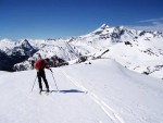 SKIALP ARENA NZK TAURY, Tentokrt jsme se vrtili do Nzkych Taur, kde na ns ekalo fantastick poas a dostatek snhu. Odmnou byly pekrsn vhledy z vrchol a nezapomenuteln sjezdy. A parta byla skvl... Dky Alpono - fotografie 143