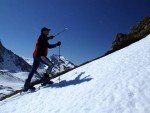 SKIALP ARENA NZK TAURY, Tentokrt jsme se vrtili do Nzkych Taur, kde na ns ekalo fantastick poas a dostatek snhu. Odmnou byly pekrsn vhledy z vrchol a nezapomenuteln sjezdy. A parta byla skvl... Dky Alpono - fotografie 151