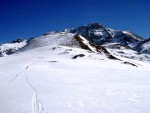 SKIALP ARENA NZK TAURY, Tentokrt jsme se vrtili do Nzkych Taur, kde na ns ekalo fantastick poas a dostatek snhu. Odmnou byly pekrsn vhledy z vrchol a nezapomenuteln sjezdy. A parta byla skvl... Dky Alpono - fotografie 170