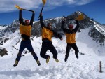 SKIALP ARENA NZK TAURY, Tentokrt jsme se vrtili do Nzkych Taur, kde na ns ekalo fantastick poas a dostatek snhu. Odmnou byly pekrsn vhledy z vrchol a nezapomenuteln sjezdy. A parta byla skvl... Dky Alpono - fotografie 193