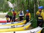 Salza - perla alpskch ek na Yukonech, Opravdu pkn voda a nakonec jsme ani moc nezmokli. S velkou vodou se vichni poprali bravrn. Pes poledne se na ns usmlo i slunko, take jsme se dokonce i oplili.... - fotografie 10