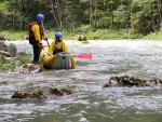 Salza - perla alpskch ek na Yukonech, Opravdu pkn voda a nakonec jsme ani moc nezmokli. S velkou vodou se vichni poprali bravrn. Pes poledne se na ns usmlo i slunko, take jsme se dokonce i oplili.... - fotografie 49