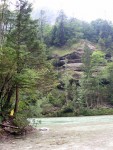 Salza - perla alpskch ek na Yukonech, Opravdu pkn voda a nakonec jsme ani moc nezmokli. S velkou vodou se vichni poprali bravrn. Pes poledne se na ns usmlo i slunko, take jsme se dokonce i oplili.... - fotografie 106