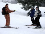 Fotky ze SKI ALPINE WORKSHOPU 2008, Dobr snhov podmnky, skvl lektoi - dky Ondro a Tomi, a obrovsk nasazen vech astnk pineslo ken ovoce. Tady se mete kouknout na pr fotek z prbhu.... - fotografie 25