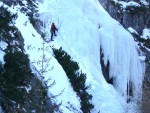 Mega ICE PARTY!, Tak tahle Ice party se fakt povedla. Ndhern poas, mrz a slunce, sql parta, prost pardn party na ledu! - fotografie 104