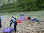 RAFTING, CANYONING a HYDROSPEED v Julskch Alpch, Poasko, stejn jako parta bylo super. Vody akort a zitk milion. Prost bjen kombinace. - fotografie 57