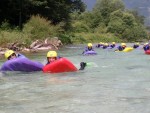 RAFTING, CANYONING a HYDROSPEED v Julskch Alpch, Poasko, stejn jako parta bylo super. Vody akort a zitk milion. Prost bjen kombinace. - fotografie 60