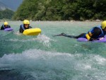 RAFTING, CANYONING a HYDROSPEED v Julskch Alpch, Poasko, stejn jako parta bylo super. Vody akort a zitk milion. Prost bjen kombinace. - fotografie 73