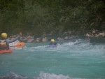 RAFTING, CANYONING a HYDROSPEED v Julskch Alpch, Poasko, stejn jako parta bylo super. Vody akort a zitk milion. Prost bjen kombinace. - fotografie 98