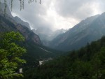 RAFTING, CANYONING a HYDROSPEED v Julskch Alpch, Poasko, stejn jako parta bylo super. Vody akort a zitk milion. Prost bjen kombinace. - fotografie 106