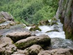 RAFTING, CANYONING a HYDROSPEED v Julskch Alpch, Poasko, stejn jako parta bylo super. Vody akort a zitk milion. Prost bjen kombinace. - fotografie 116