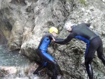 RAFTING, CANYONING a HYDROSPEED v Julskch Alpch, Poasko, stejn jako parta bylo super. Vody akort a zitk milion. Prost bjen kombinace. - fotografie 161