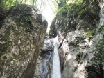 RAFTING, CANYONING a HYDROSPEED v Julskch Alpch, Poasko, stejn jako parta bylo super. Vody akort a zitk milion. Prost bjen kombinace. - fotografie 167