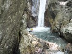 RAFTING, CANYONING a HYDROSPEED v Julskch Alpch, Poasko, stejn jako parta bylo super. Vody akort a zitk milion. Prost bjen kombinace. - fotografie 172