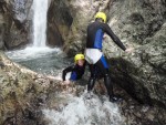 RAFTING, CANYONING a HYDROSPEED v Julskch Alpch, Poasko, stejn jako parta bylo super. Vody akort a zitk milion. Prost bjen kombinace. - fotografie 181