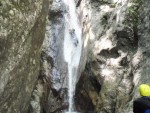 RAFTING, CANYONING a HYDROSPEED v Julskch Alpch, Poasko, stejn jako parta bylo super. Vody akort a zitk milion. Prost bjen kombinace. - fotografie 186