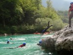 RAFTING, CANYONING a HYDROSPEED v Julskch Alpch, Poasko, stejn jako parta bylo super. Vody akort a zitk milion. Prost bjen kombinace. - fotografie 307