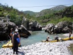 RAFTING TARA 2008 - expedin rafting, Tak toto byl opravdu extrmn zitek. V ern hoe napadl snh..... Statenost astnk vak byla nezlomn! - fotografie 44