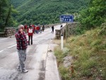 RAFTING TARA 2008 - expedin rafting, Tak toto byl opravdu extrmn zitek. V ern hoe napadl snh..... Statenost astnk vak byla nezlomn! - fotografie 125