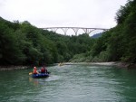 RAFTING TARA 2008 - expedin rafting, Tak toto byl opravdu extrmn zitek. V ern hoe napadl snh..... Statenost astnk vak byla nezlomn! - fotografie 183