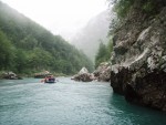 RAFTING TARA 2008 - expedin rafting, Tak toto byl opravdu extrmn zitek. V ern hoe napadl snh..... Statenost astnk vak byla nezlomn! - fotografie 198