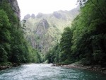 RAFTING TARA 2008 - expedin rafting, Tak toto byl opravdu extrmn zitek. V ern hoe napadl snh..... Statenost astnk vak byla nezlomn! - fotografie 299