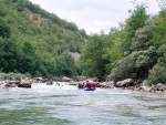 RAFTING TARA 2008 - expedin rafting, Tak toto byl opravdu extrmn zitek. V ern hoe napadl snh..... Statenost astnk vak byla nezlomn! - fotografie 344