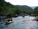 RAFTING TARA 2008 - expedin rafting, Tak toto byl opravdu extrmn zitek. V ern hoe napadl snh..... Statenost astnk vak byla nezlomn! - fotografie 358