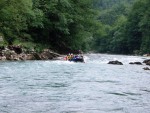 RAFTING TARA 2008 - expedin rafting, Tak toto byl opravdu extrmn zitek. V ern hoe napadl snh..... Statenost astnk vak byla nezlomn! - fotografie 370