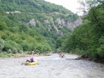 RAFTING TARA 2008 - expedin rafting, Tak toto byl opravdu extrmn zitek. V ern hoe napadl snh..... Statenost astnk vak byla nezlomn! - fotografie 430